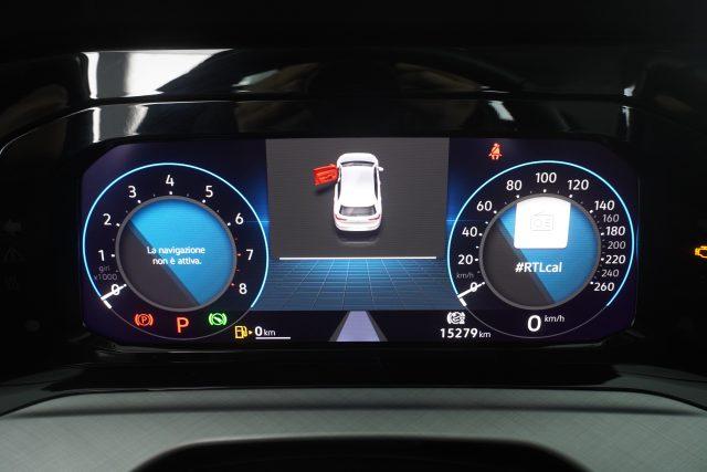 VOLKSWAGEN Golf Golf 1.0 eTSI EVO DSG Life