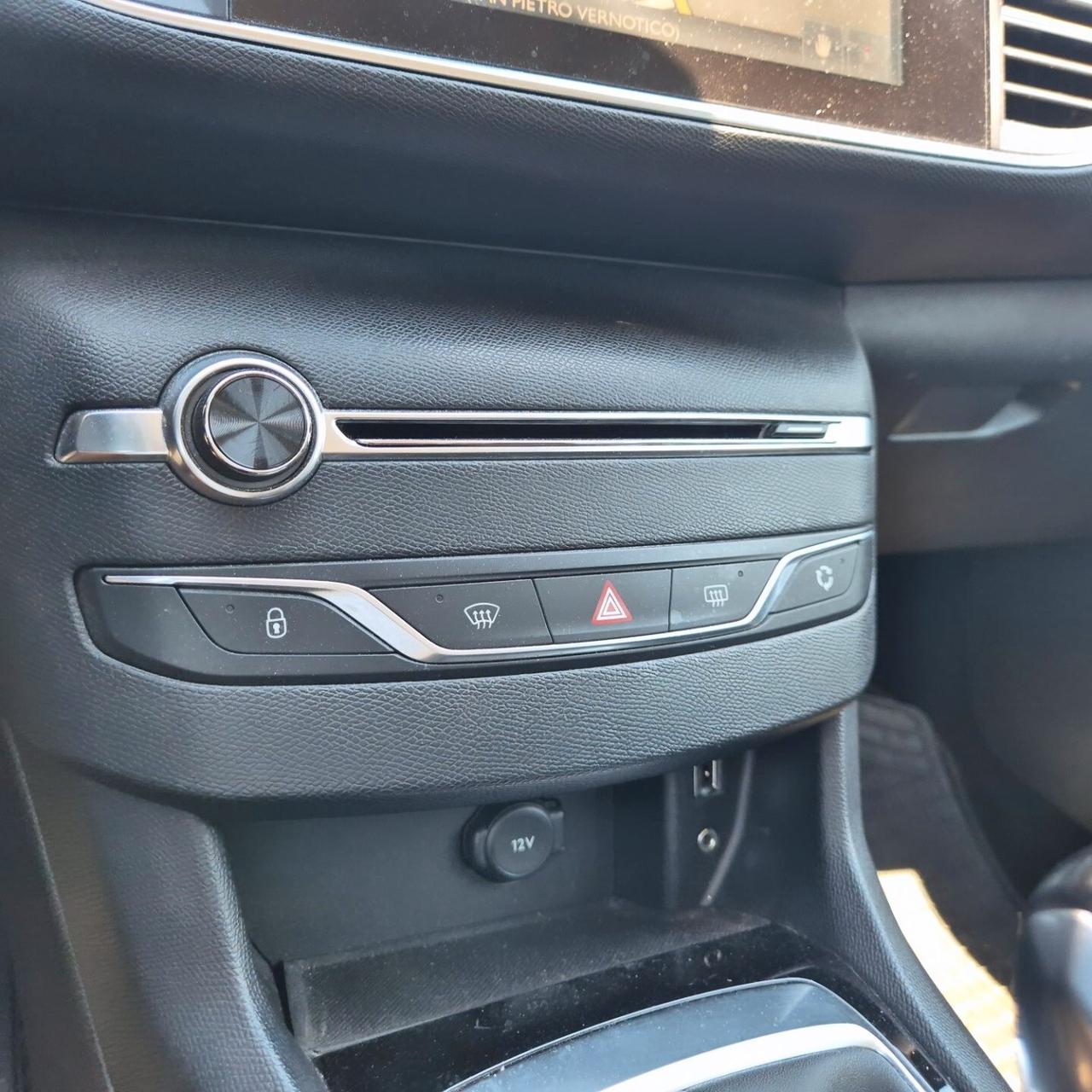 Peugeot 308 1.6 Hdi 100 S&S Business Berlina