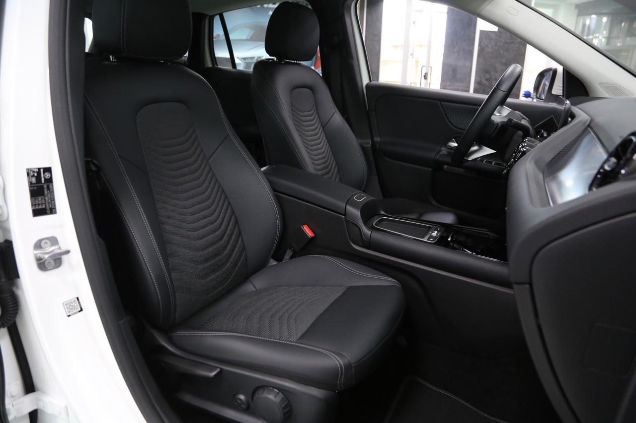 Mercedes GLA 180 d Automatic Advanced