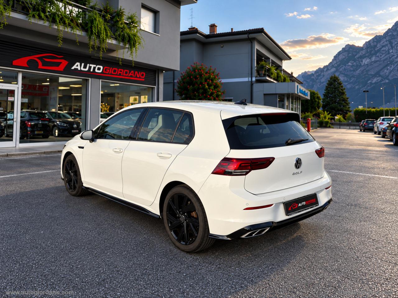 VOLKSWAGEN Golf 1.5 TSI 150 CV EVO ACT R-Line