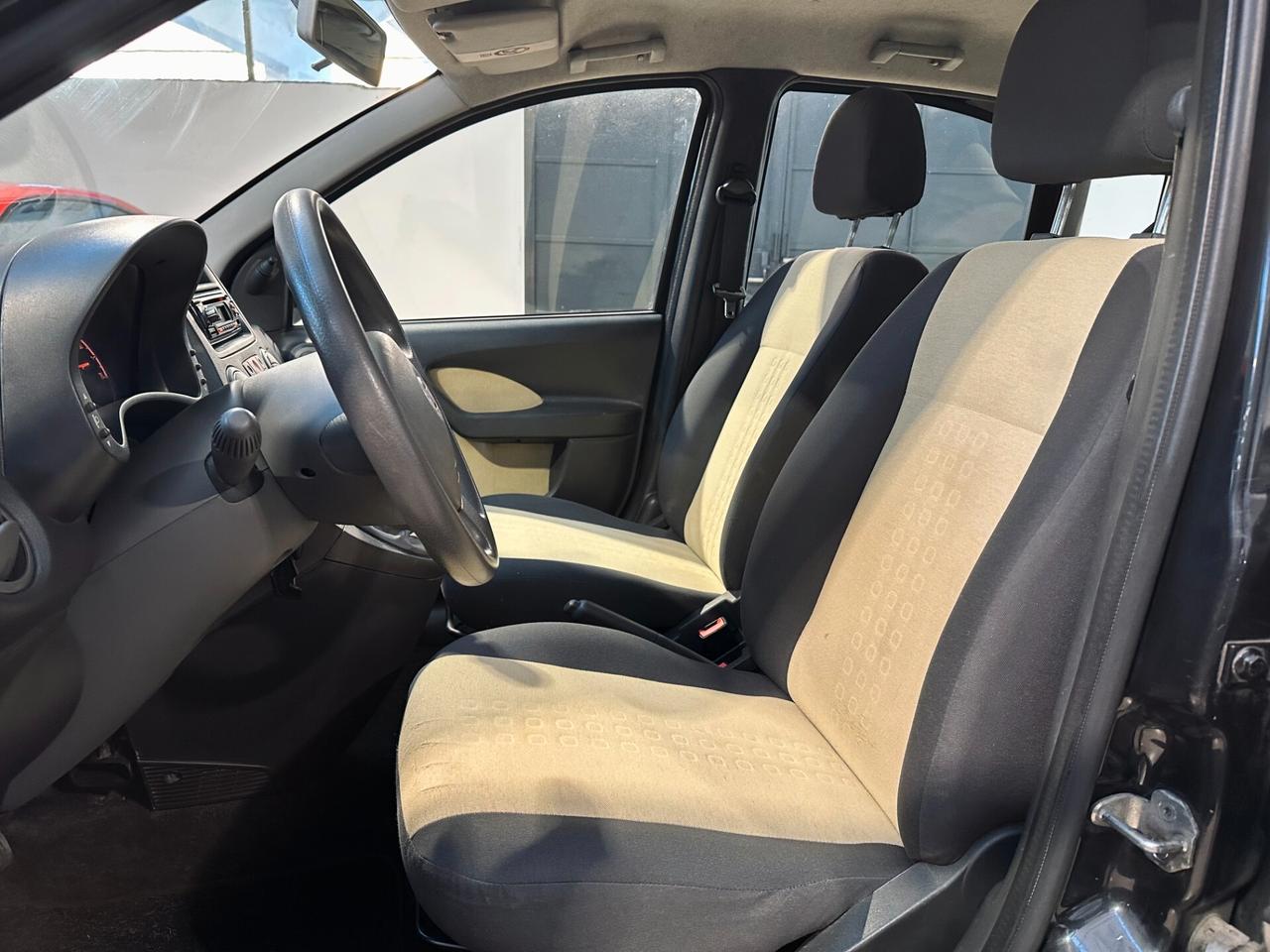 Fiat Panda 1.2 CLIMA-RADIO-SERVOSTERZO