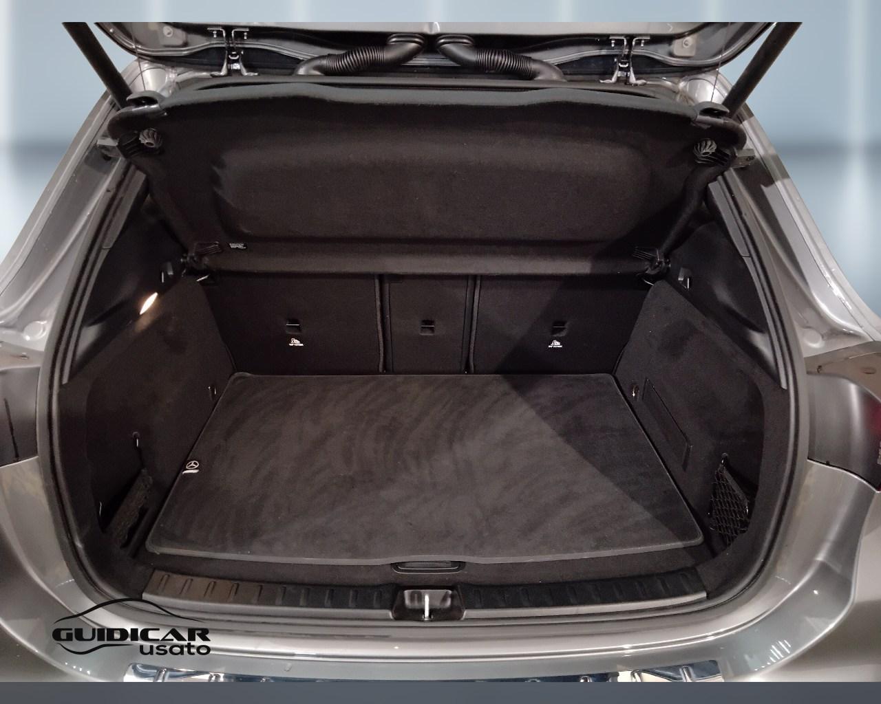 Mercedes-Benz GLA-H247 2023 - GLA 180 d Advanced auto