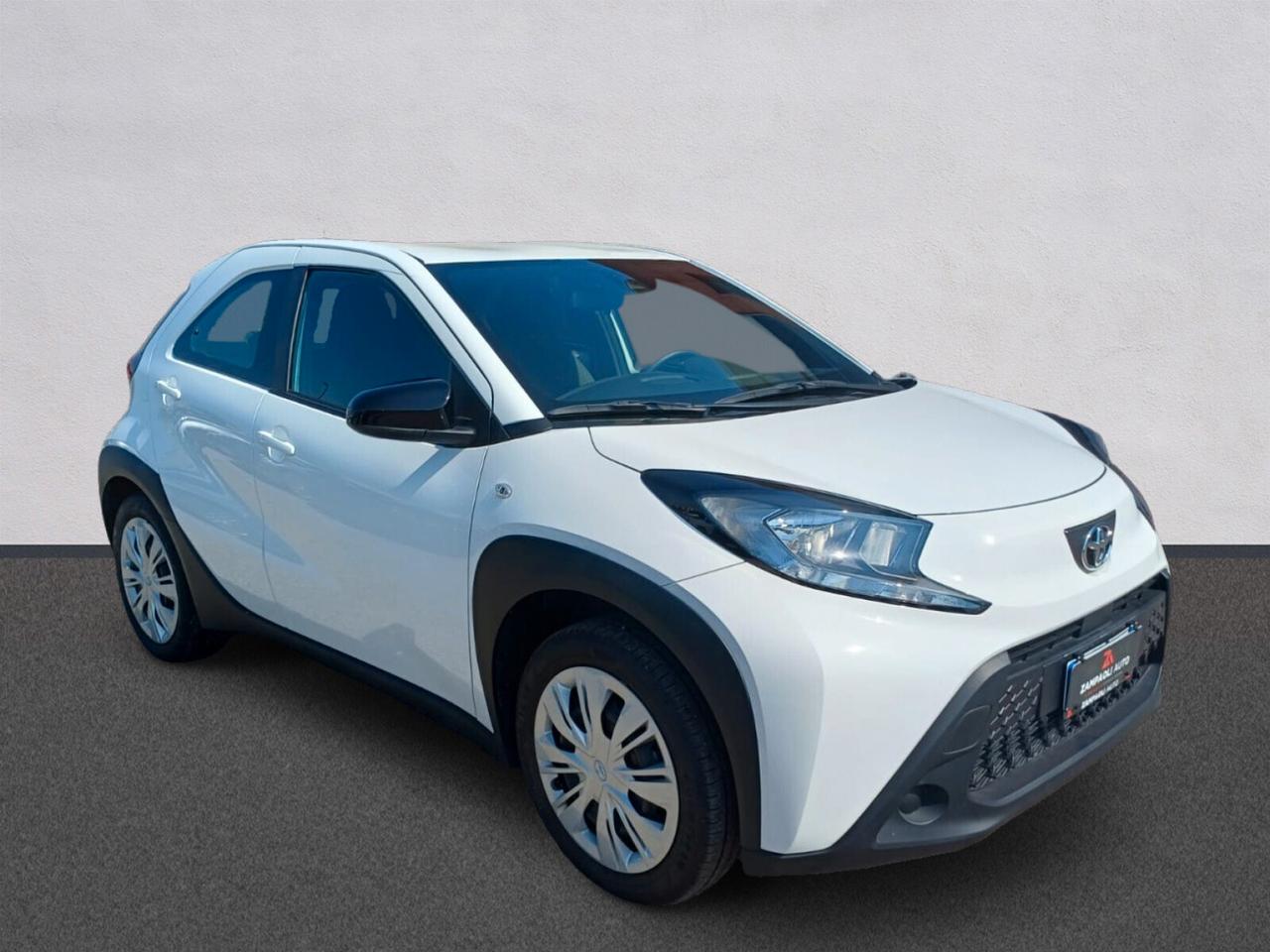 Toyota Aygo X 1.0 Manuale Active | da €180,00 al mese