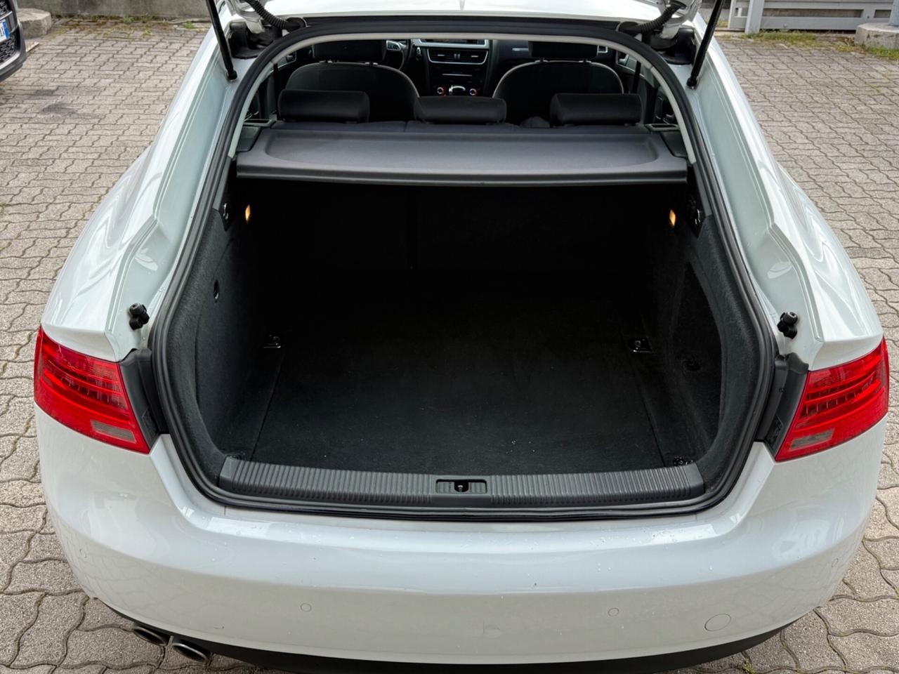 Audi A5 AUT. 2.0 TDI 177 CV multitronic Ambiente