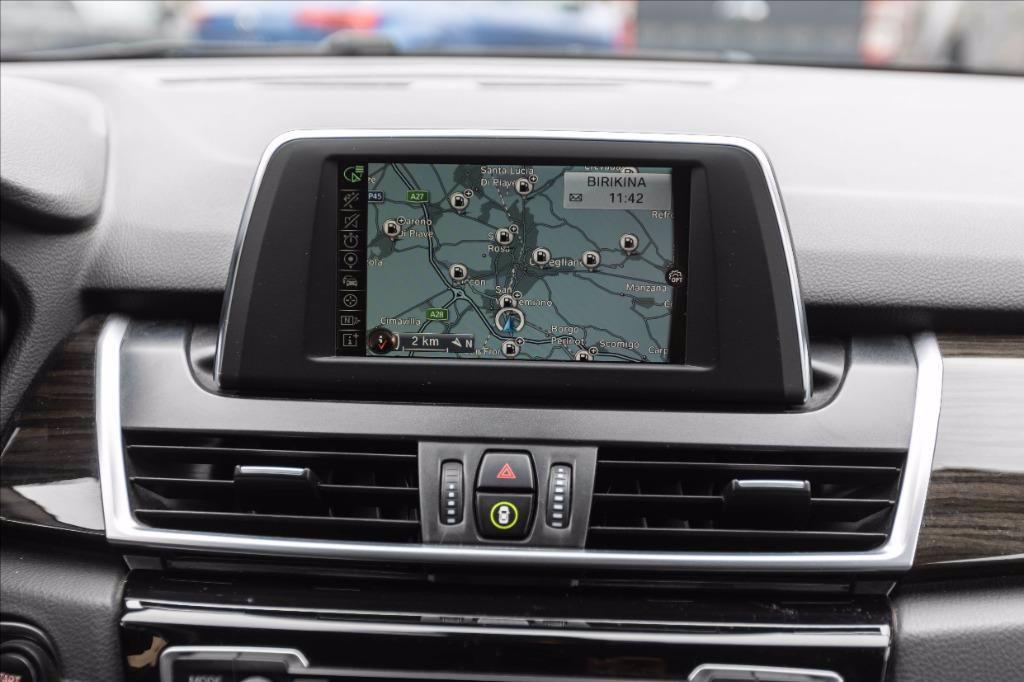 BMW 218d Active Tourer Luxury del 2016