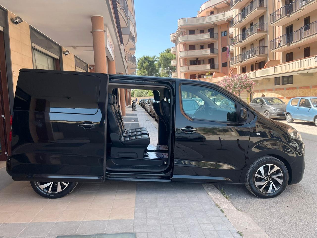 Citroen Spacetourer BlueHDi 150 S&S M Shine 8 pti TETTO PELLE NAVY XENO