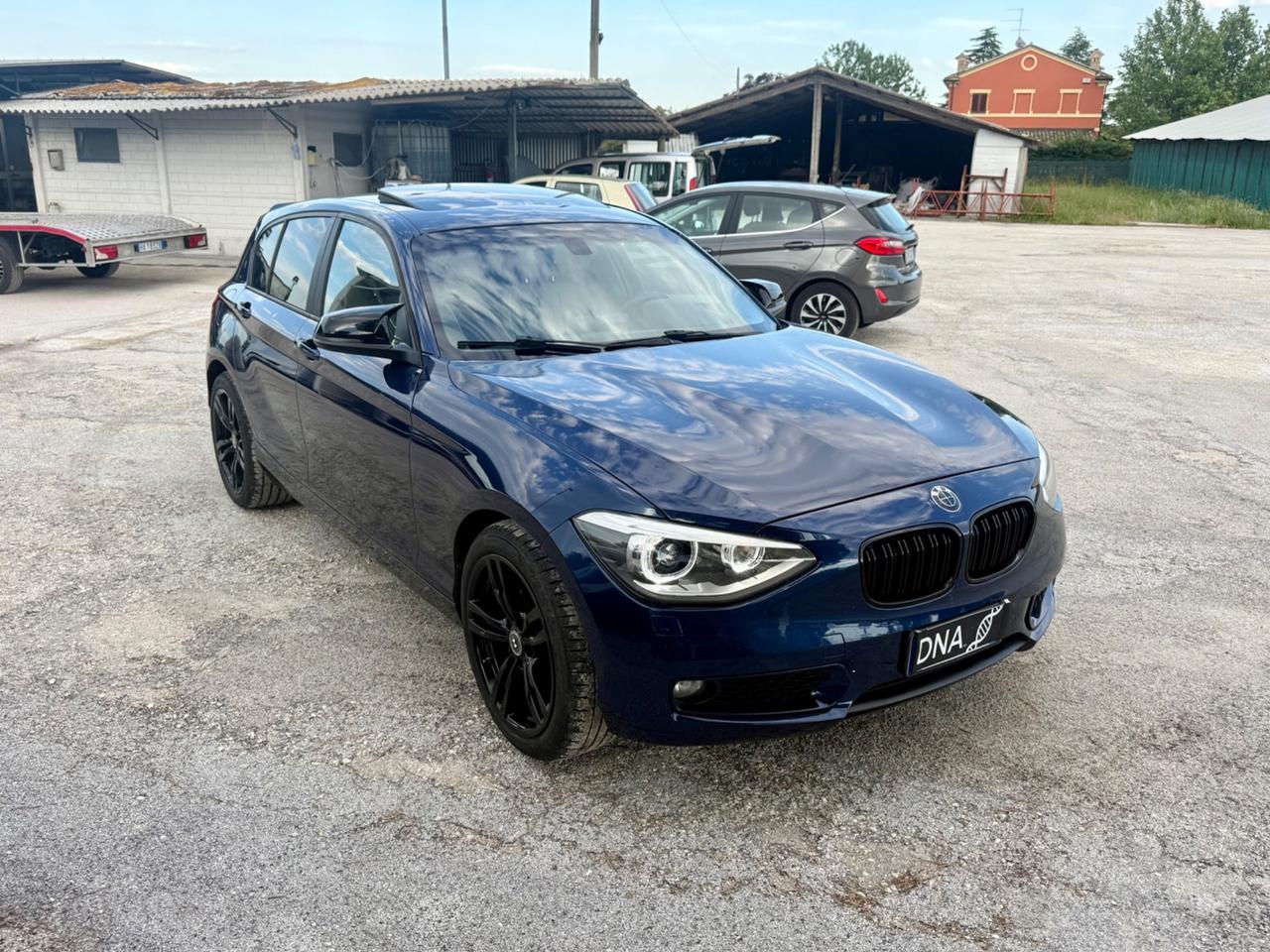 Bmw serie1 2.0 118D Tetto apribile fari Led bi-xenon