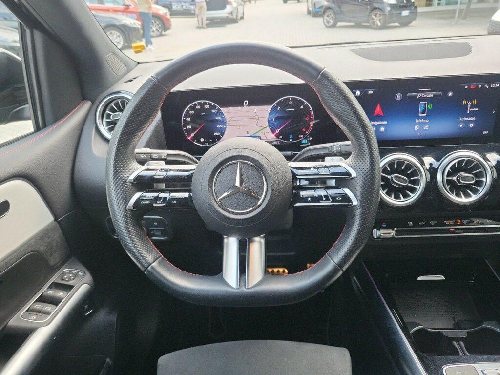 Mercedes Classe B 180 180 D Premium Plus AMG Line 8G-DCT