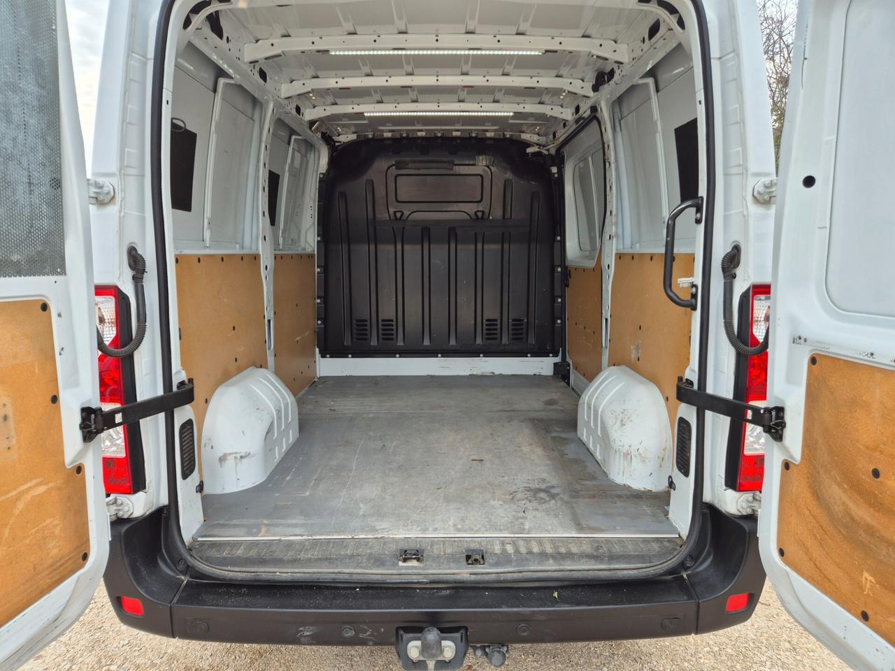 Renault Master L1H1 2.3 136cv