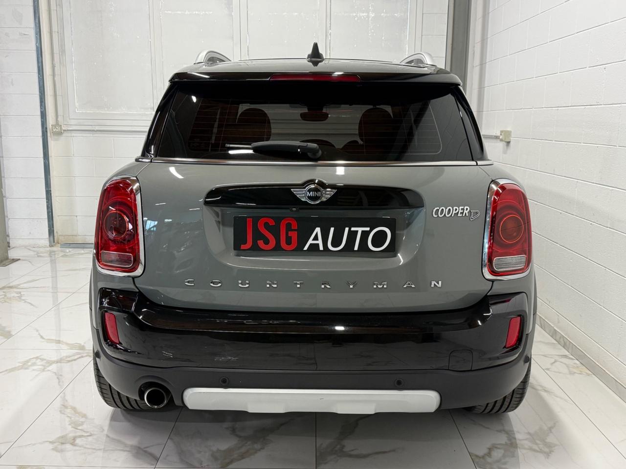 Mini Cooper D Countryman 2.0 Business Automatica