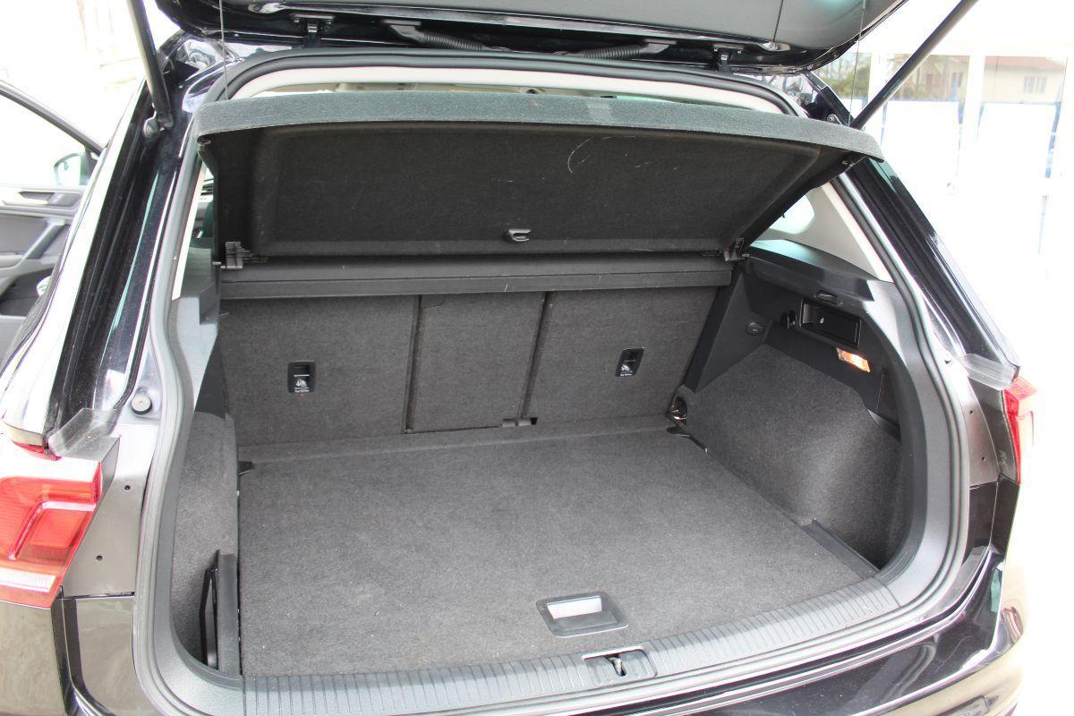 VOLKSWAGEN - Tiguan - 2.0 TDI DSG Advanced BMT