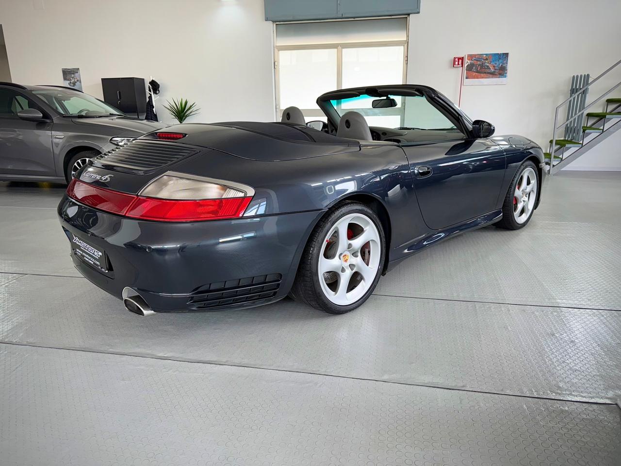 Porsche 911 Carrera 4S cat Cabriolet
