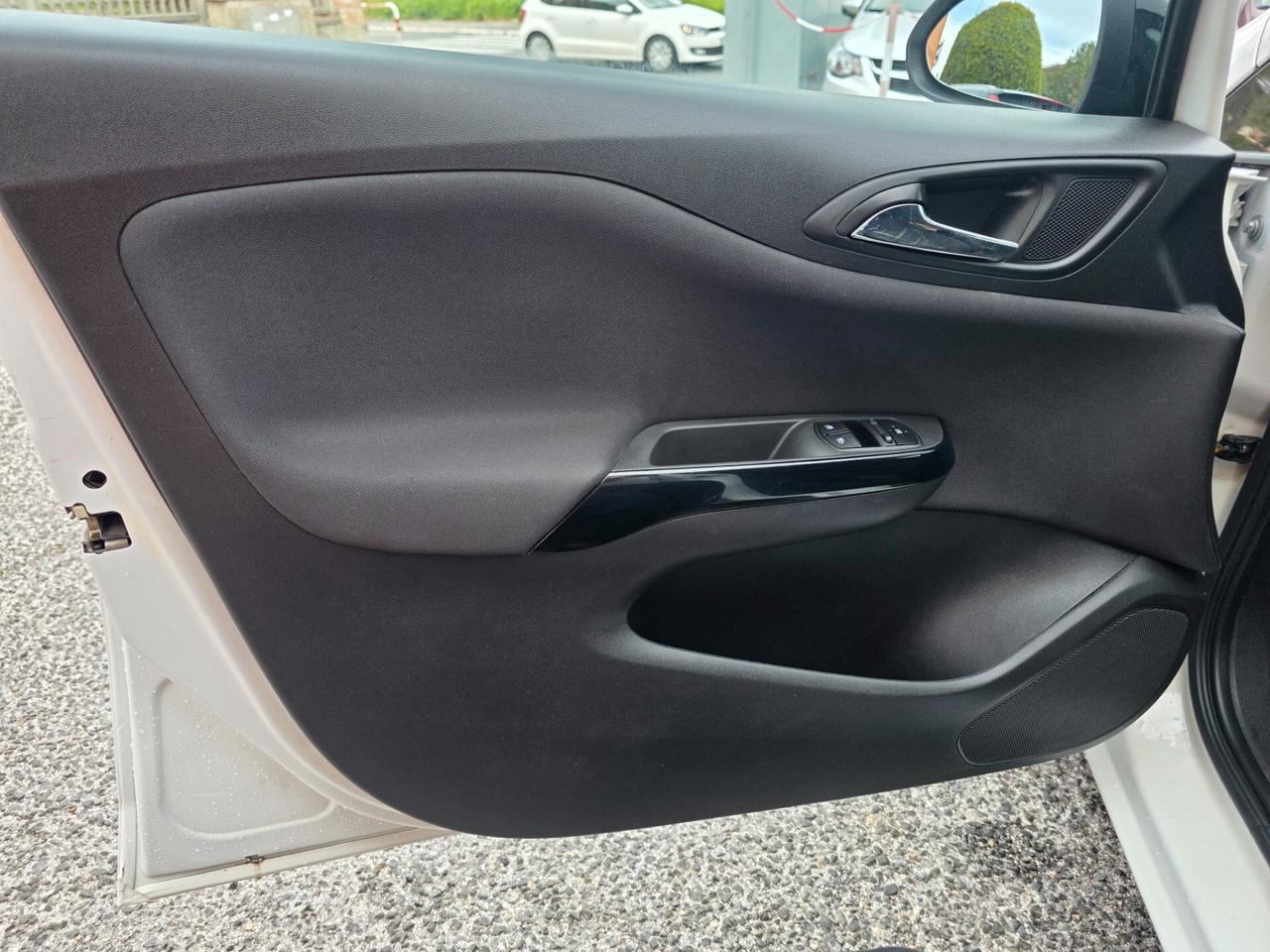 Opel Corsa 1.2 Coupé b-Color