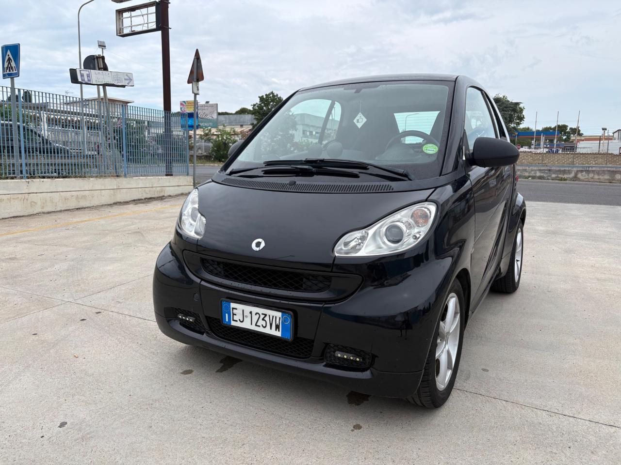 Smart ForTwo 1000 52 kW coupé pure