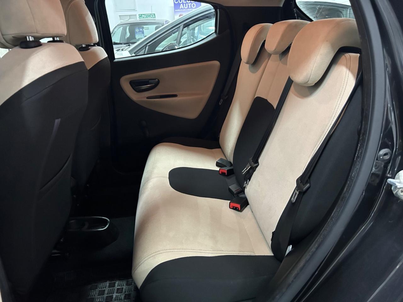 Lancia Ypsilon 1.2 Benz. Neo Patentati