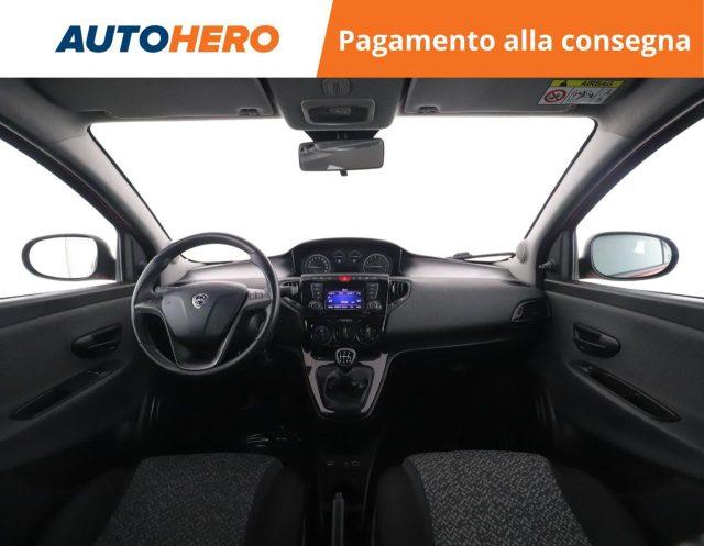 LANCIA Ypsilon 1.0 FireFly 5 porte S&S Hybrid Ecochic Silver