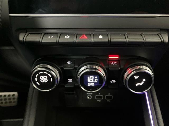 RENAULT Clio 1.6 E-Tech hybrid R.S. Line 145cv auto