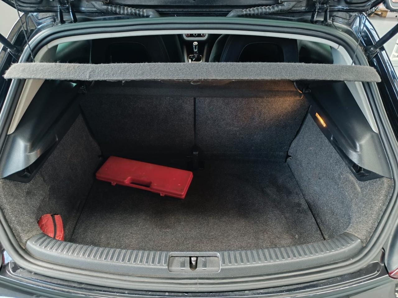 Volkswagen Scirocco 2.0 TDI 170cv R-LINE