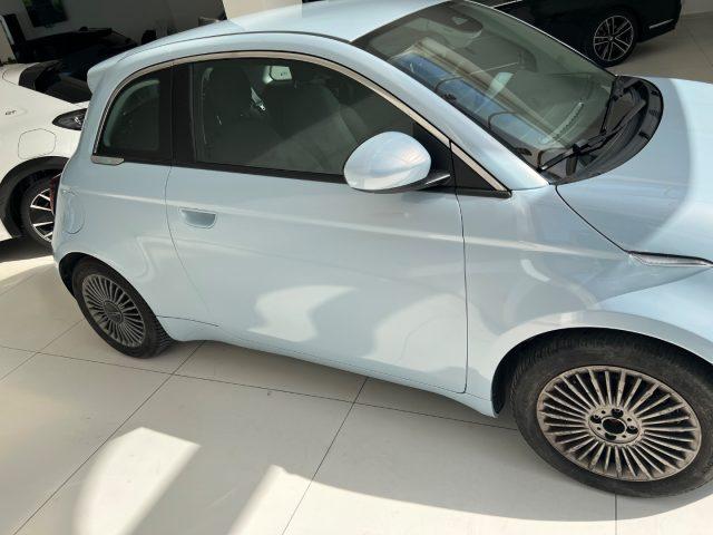 FIAT 500e 3+1 42 kWh Passion tua da ?149,00 mensili