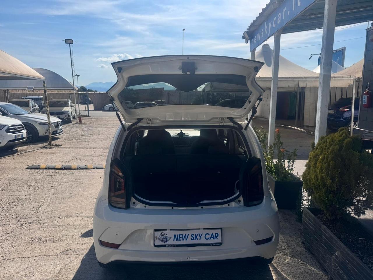 Volkswagen up! 1.0 5p. move