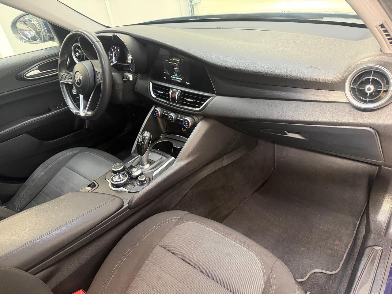 Alfa Romeo Giulia 2.2 Turbodiesel 150 CV AT8 Business