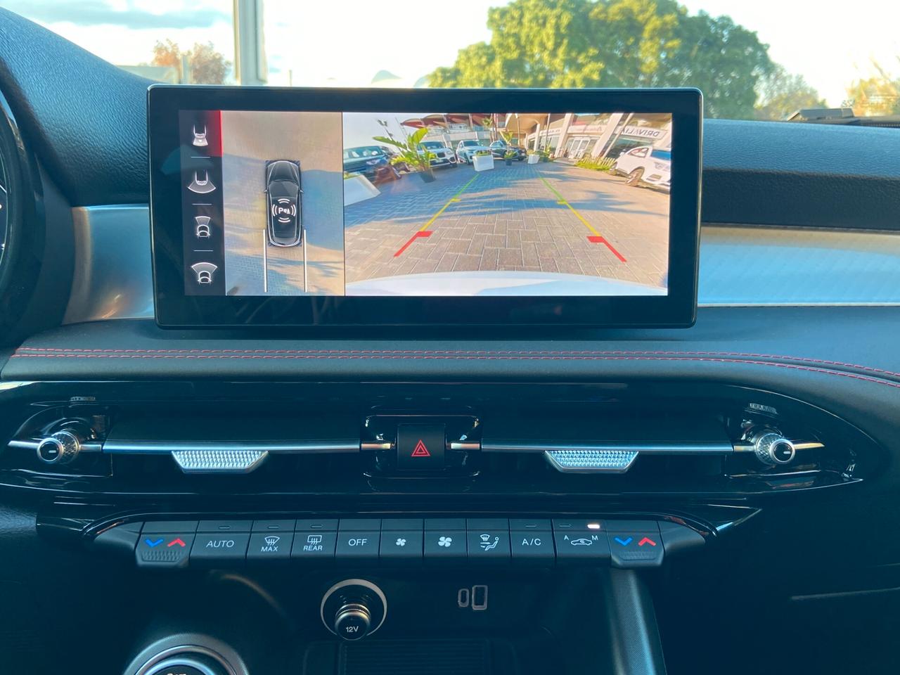 Alfa Romeo Tonale 1.5 mhev Tributo Italiano 160 CV KM 0