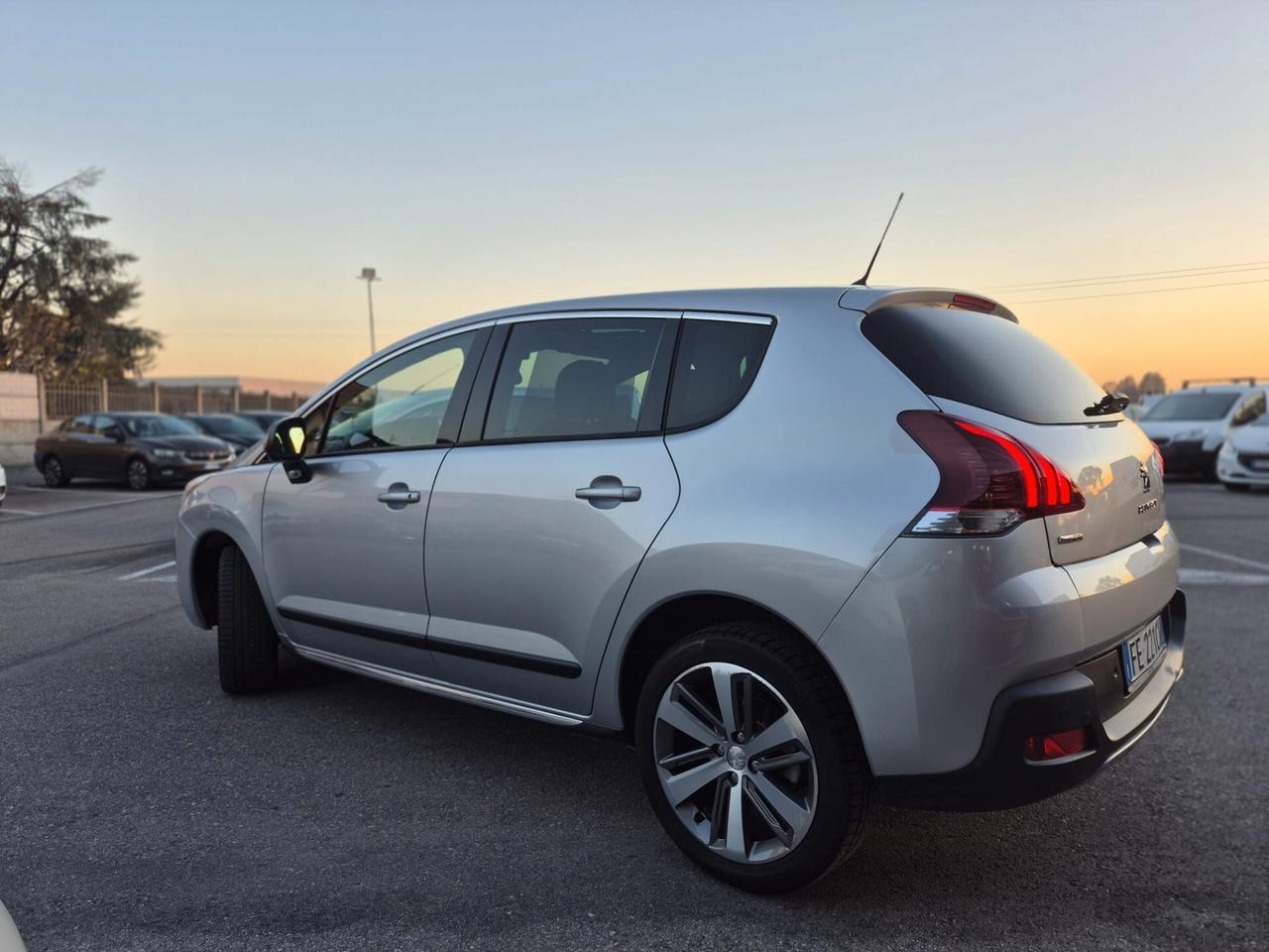 Peugeot 3008 BlueHDi 120 S&S Allure