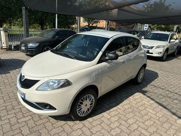 LANCIA Ypsilon 0.9 TwinAir 85 CV Metano Ecochic OK NEOPATENTATO