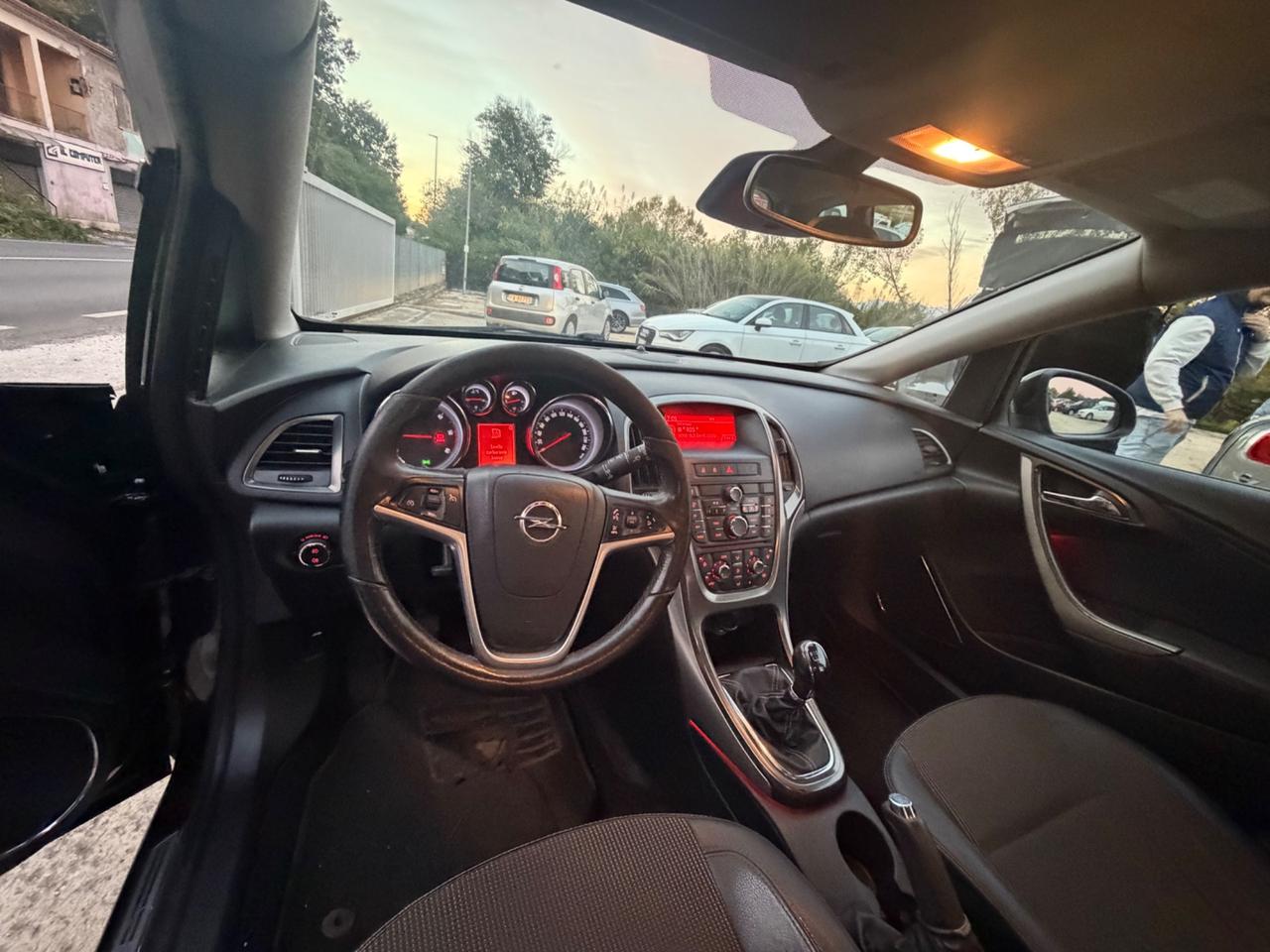 Opel Astra 1.7 CDTI 110CV 4 porte Cosmo Fleet