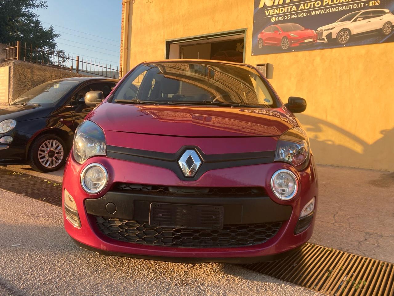 Renault Twingo 1.2 benzina 2012 pronta consegna
