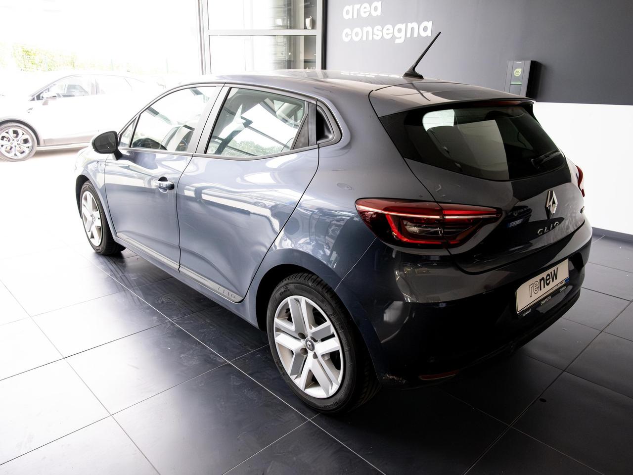Renault Clio 1.6 e-tech hybrid zen 140cv auto my21