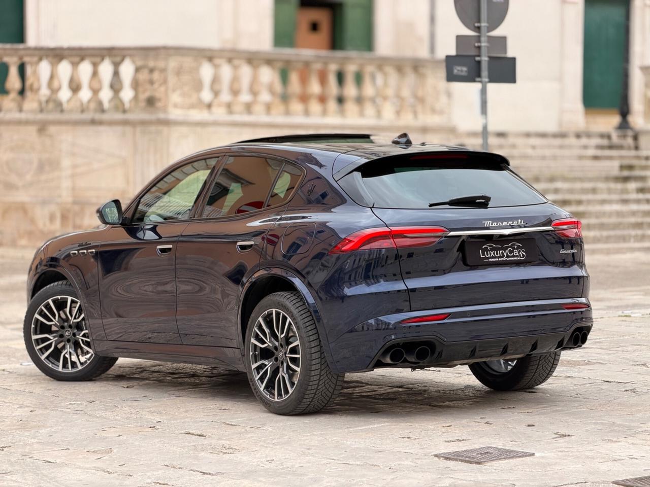 Maserati Grecale 2.0 MHEV 330 CV AWD MODENA TETTO LED