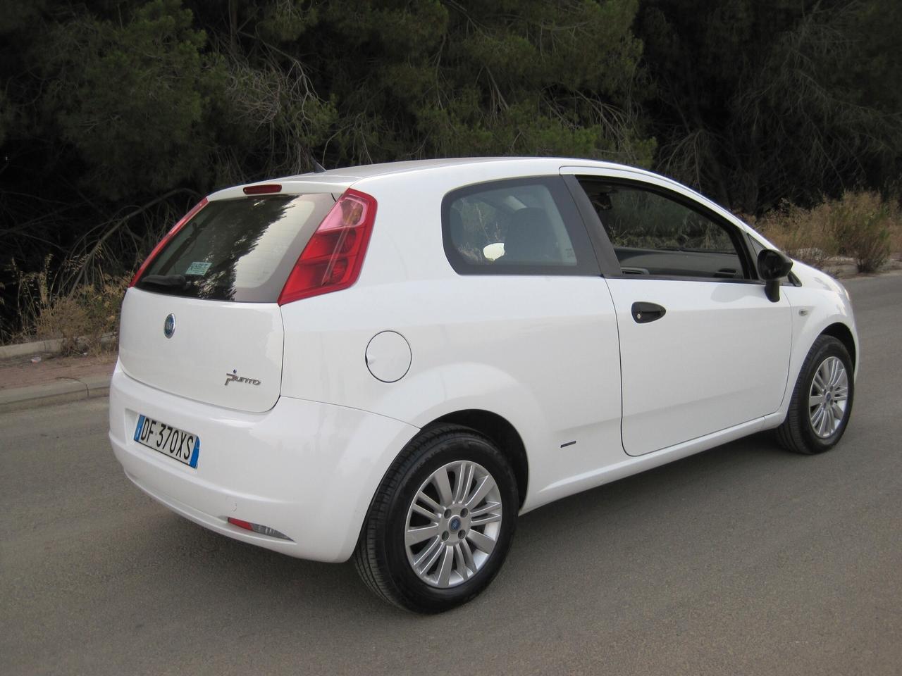 Fiat Grande Punto Grande Punto 1.3 MJT 75 CV 3 porte Active