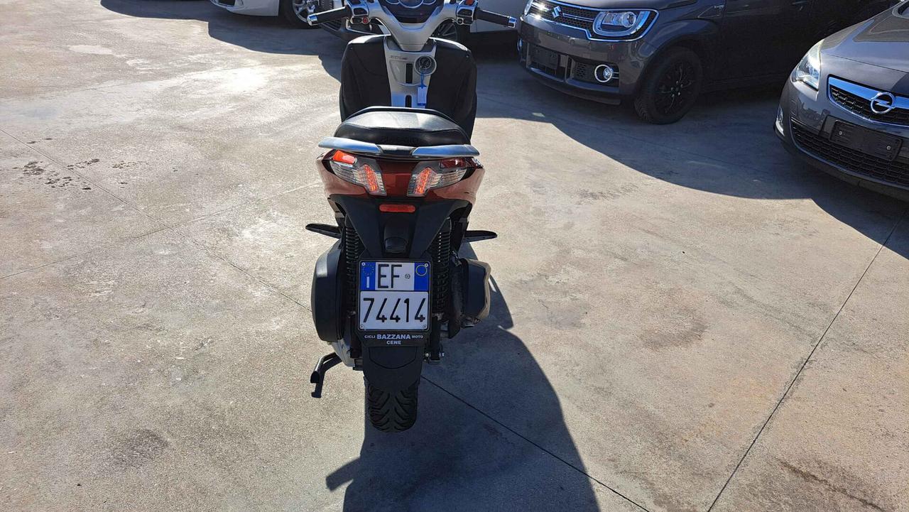 Piaggio MP3 300 YOURBAN