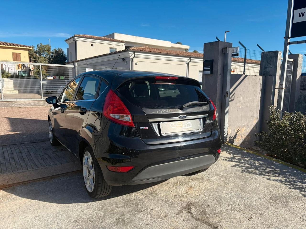 Ford Fiesta 1.4 TDCi 5p. Titanium