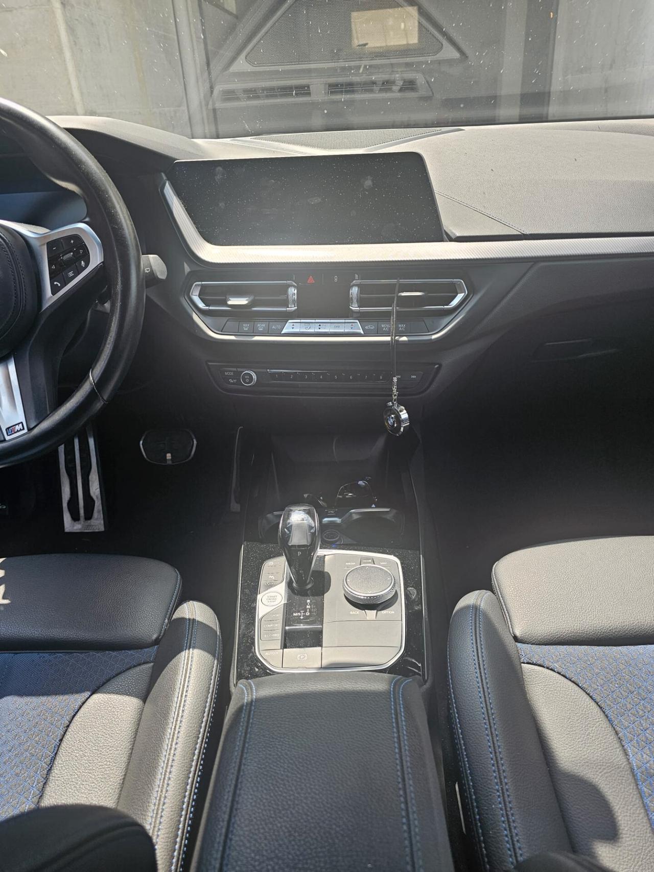 Bmw 120 120d 5p. Msport