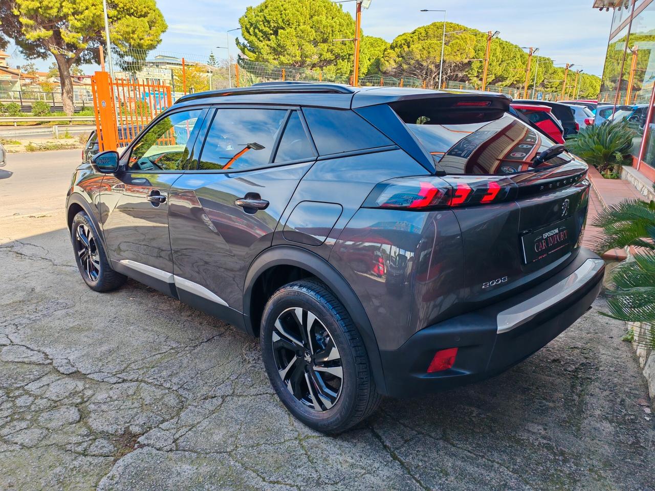 Peugeot 2008 1,5 diesel 12/2021 Cv110