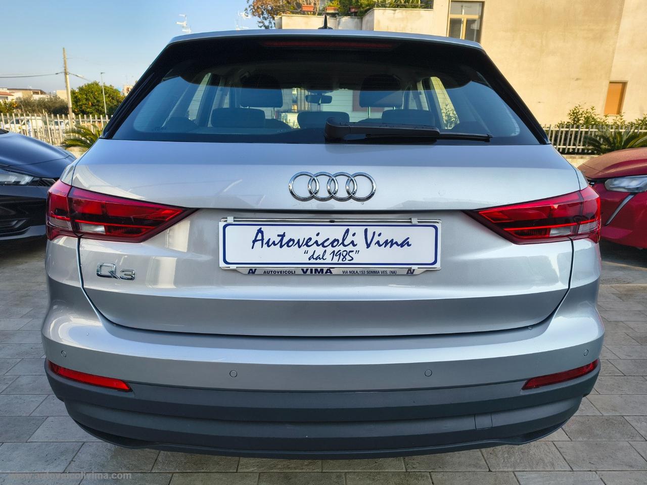 AUDI Q3 35 TDI S tronic Business