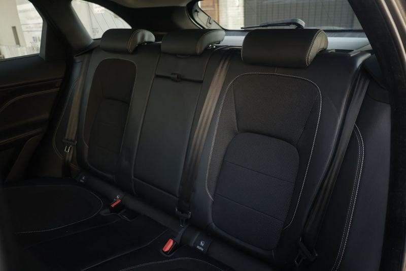 Jaguar F-Pace Jaguar F-Pace 2.0 D 180 CV AWD aut. R-Sport Unicoproprietario