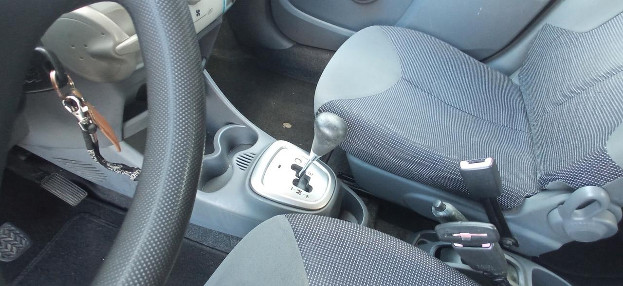 Peugeot 107 CAMBIO AUTOMATICO