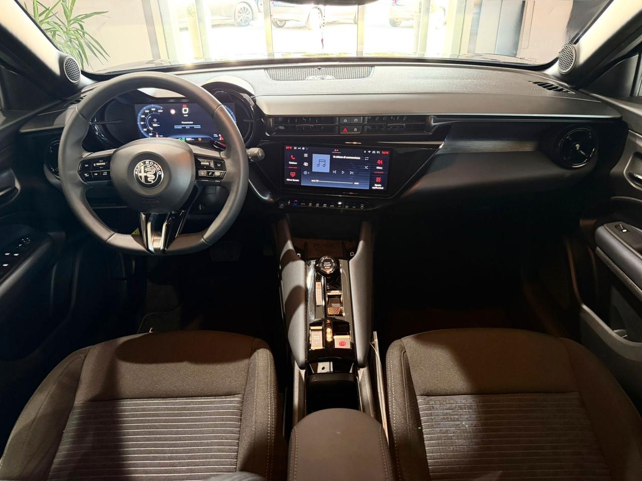 Alfa Romeo Junior 1.2 145cv Hybrid eDCT6 Techno Pack