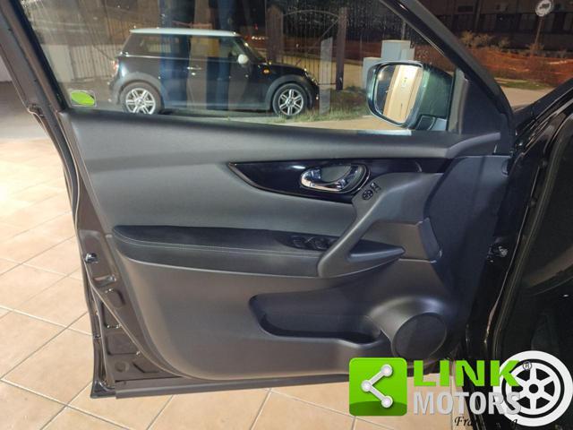 NISSAN Qashqai 1.5 dCi N-Connecta