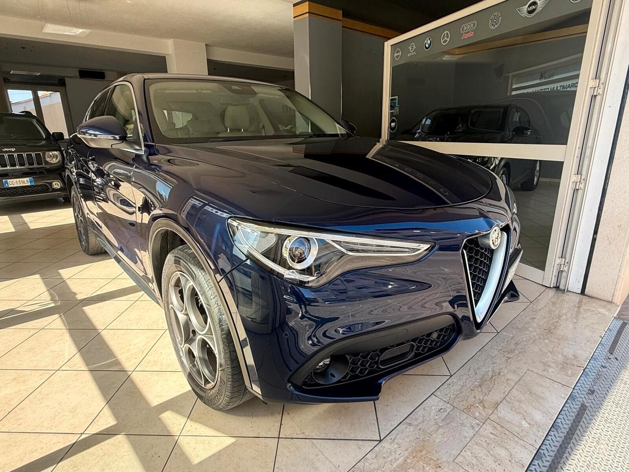 Alfa Romeo Stelvio 2.2 Turbodiesel 210 CV AT8 Q4 Super