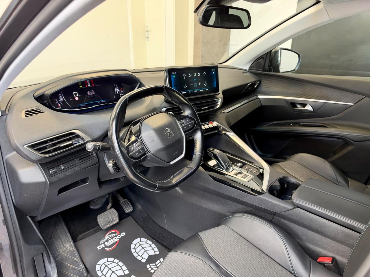 Peugeot 3008 BlueHDi 130 S&S EAT8 Allure