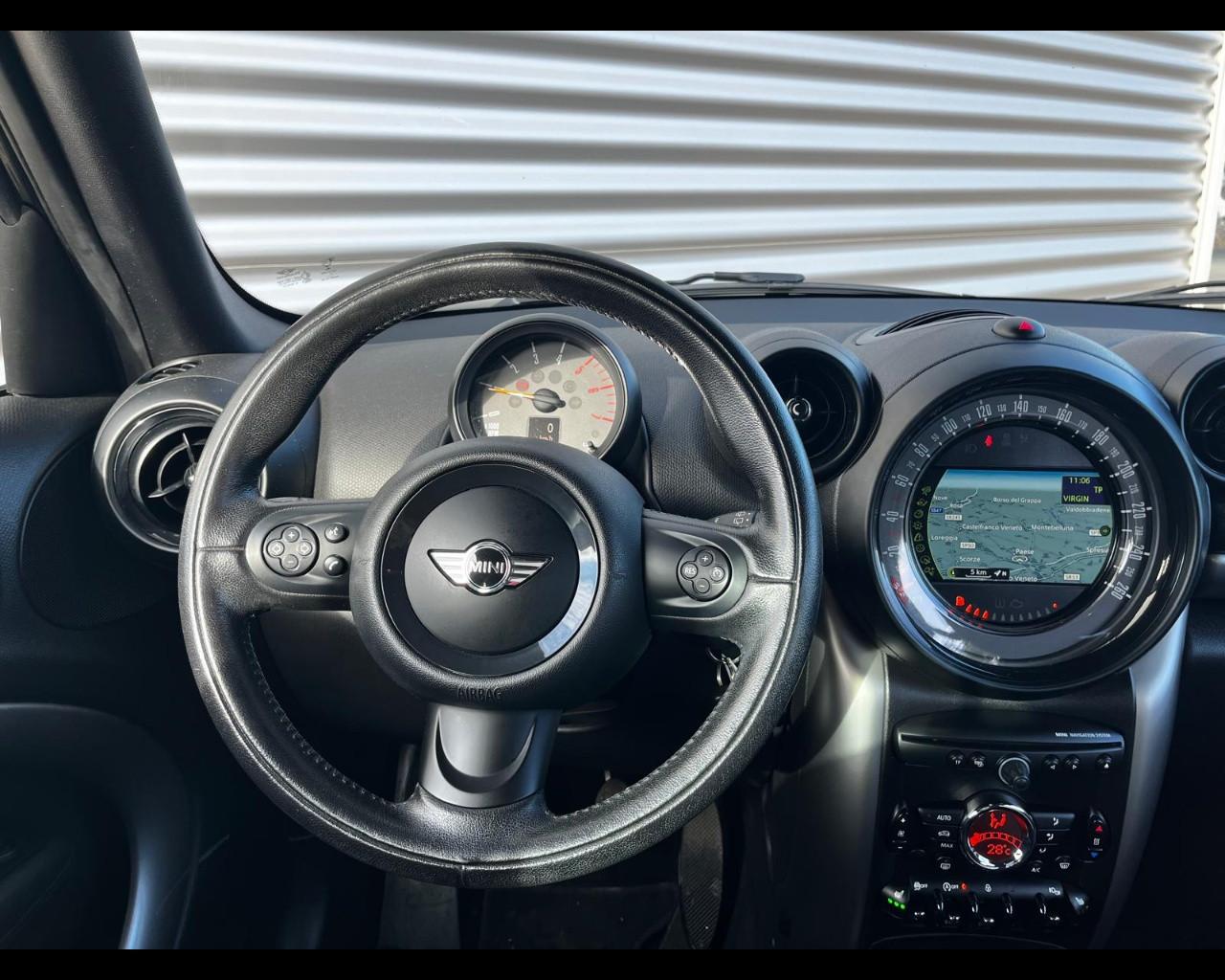 MINI MINI COUNTRYMAN 1.6D COOPER BUSINESS E6