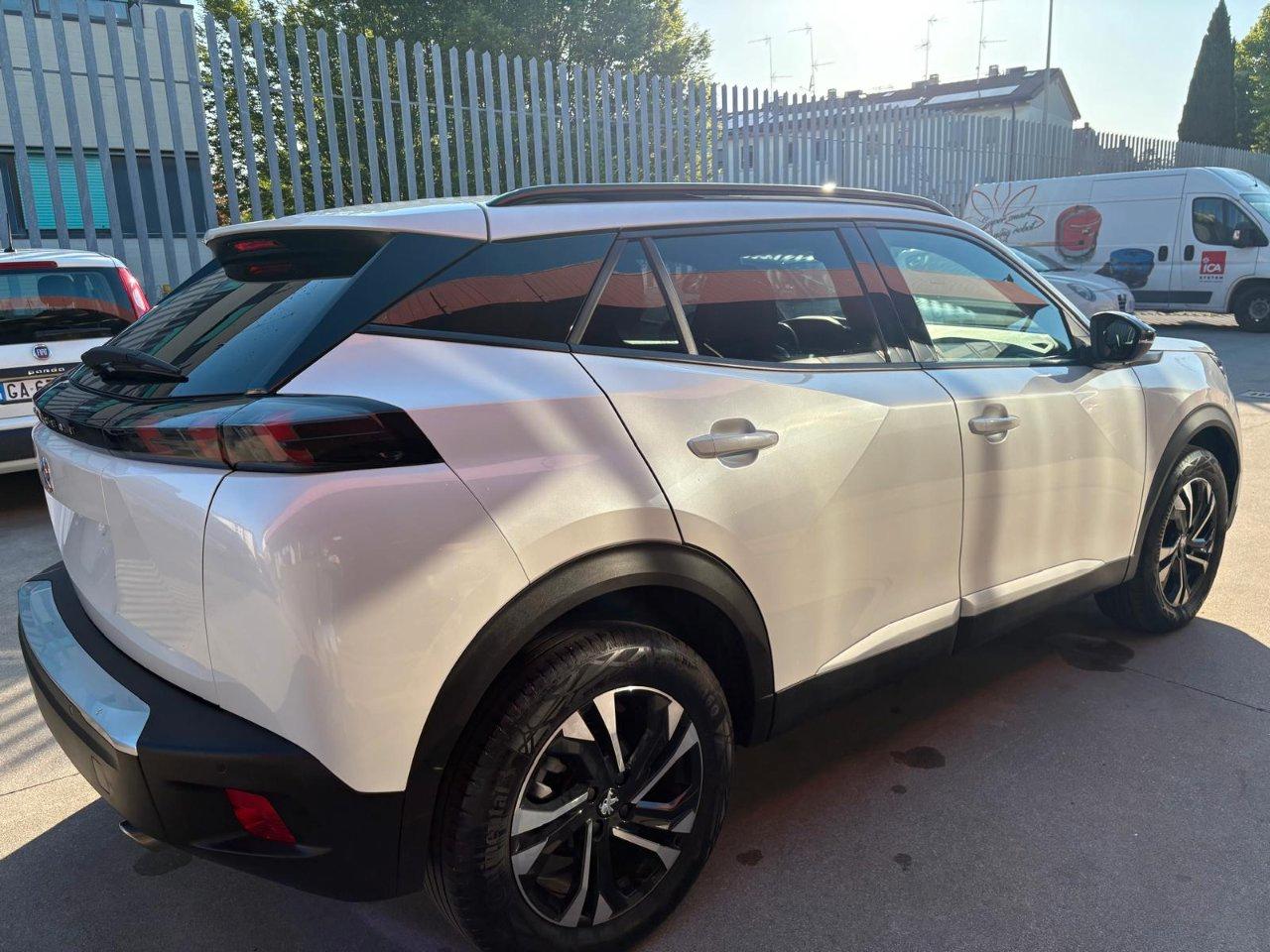 Peugeot 2008 2008 1.5 bluehdi Allure s&s 130cv eat8