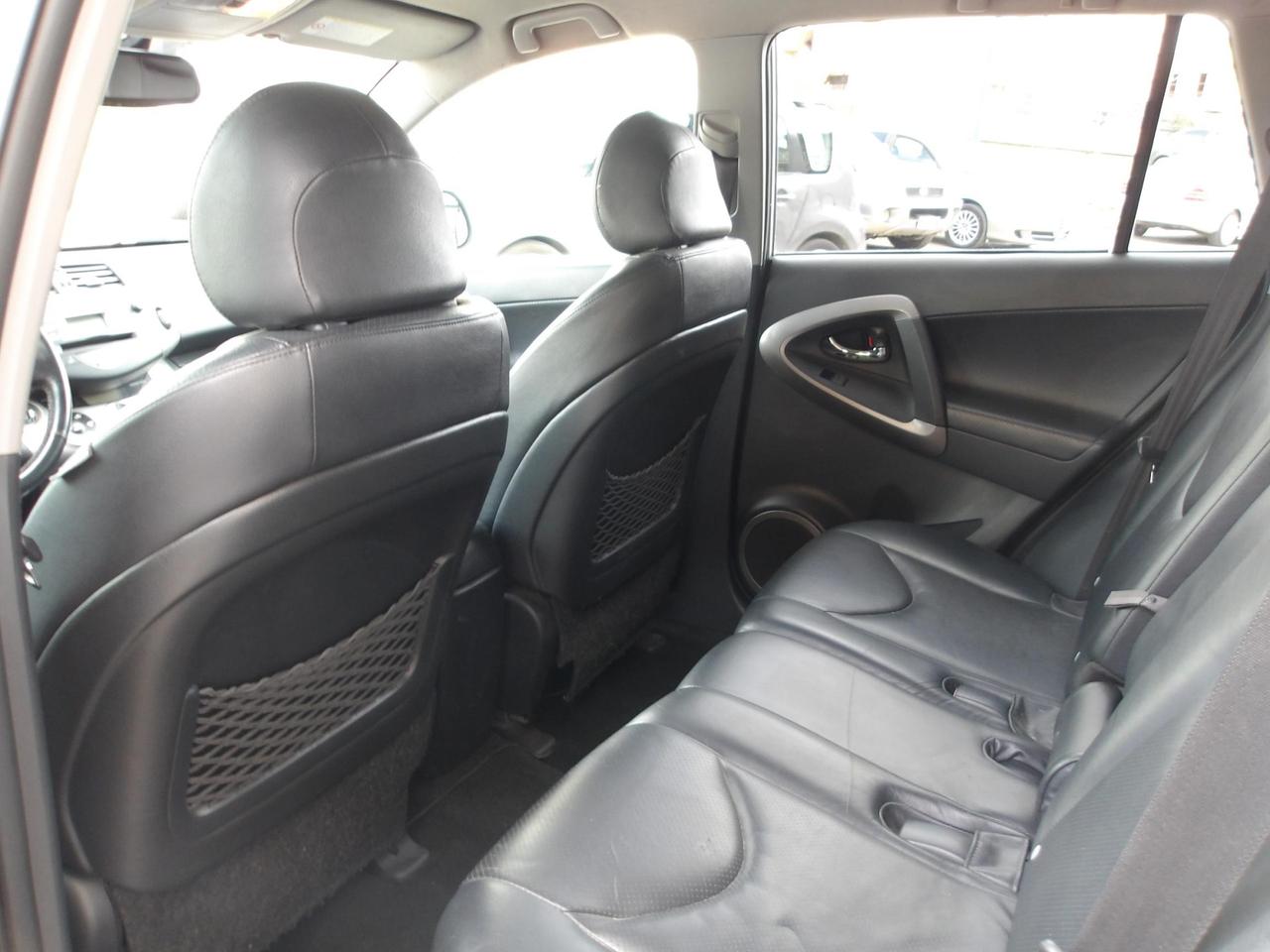 TOYOTA RAV 4 RAV4 2.2 D-4D EXCUTIVE 177 CV