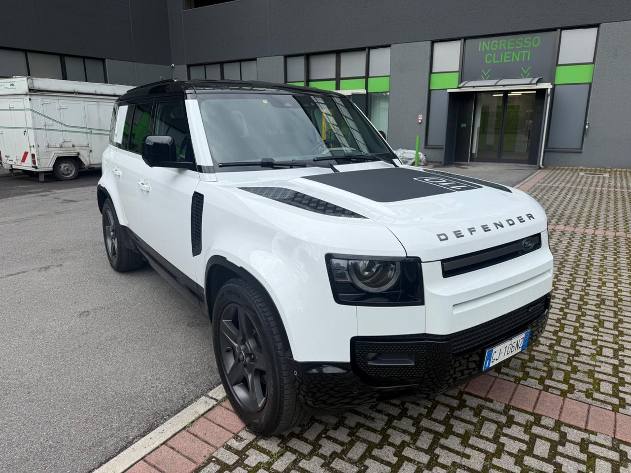Land Rover Defender 110 3.0D I6 250 CV AWD Auto X-Dynamic HSE