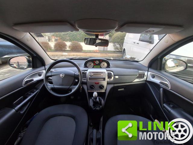 LANCIA Ypsilon 1.2 69 CV Unyca UNICO PROPRIETARIO NEOPATENTATI