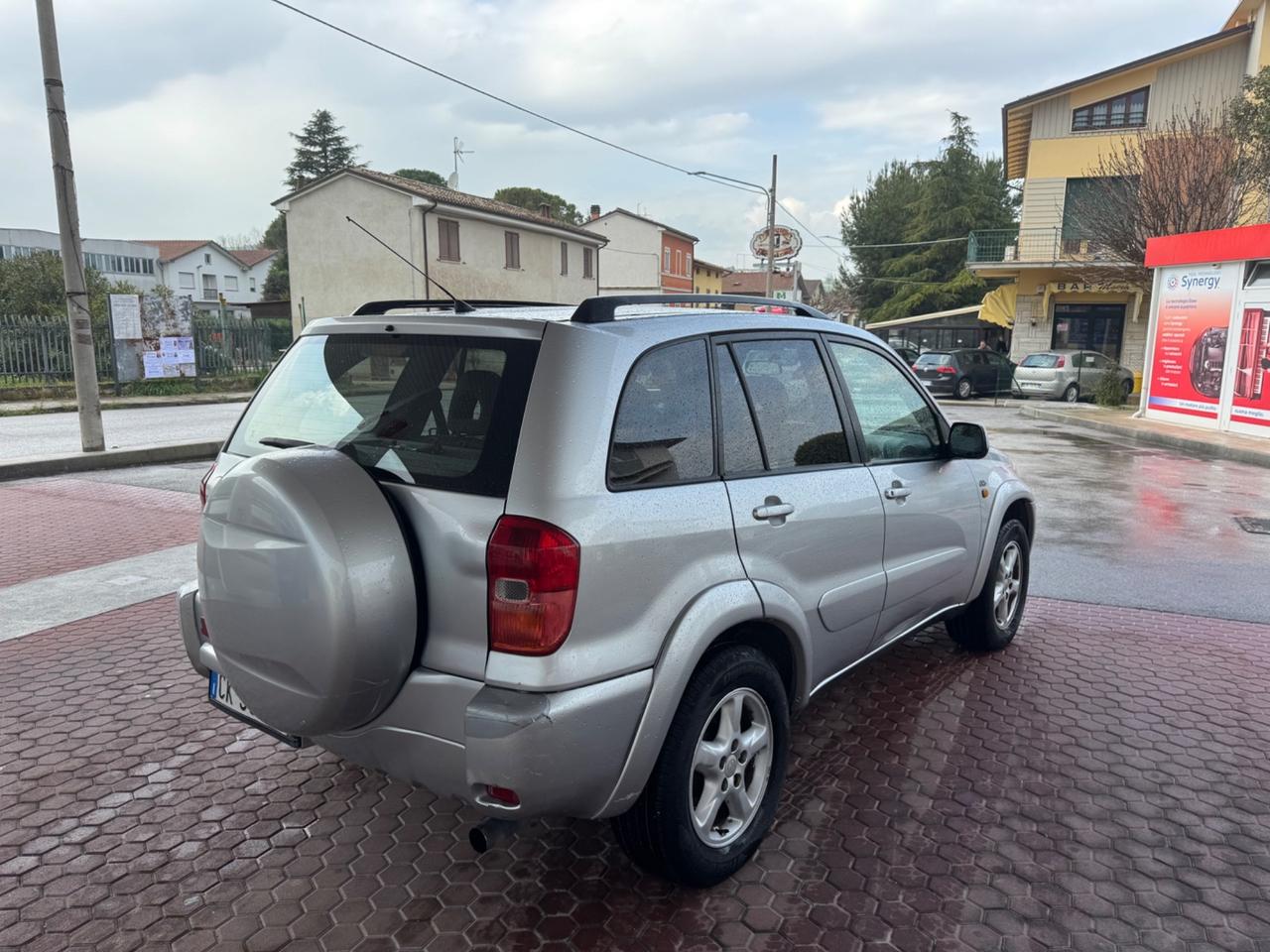 Toyota RAV 4 RAV4 2.0 Tdi D-4D cat 5 porte
